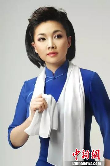“80后”歌唱演員王莉成為第五代江姐的扮演者。　馬海燕 攝